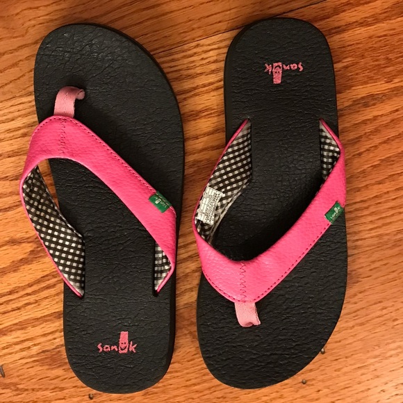 Sanuk Sandal, Pink